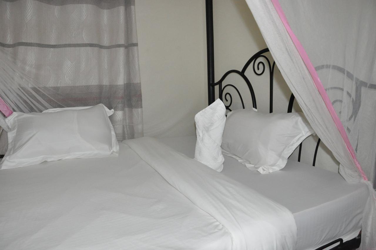 ארושה Six Eight Motel מראה חיצוני תמונה